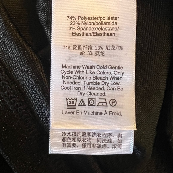 🆕 DKNY Black shimmery Top - Picture 14 of 14